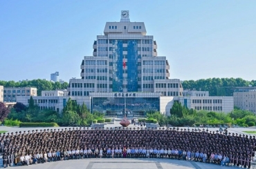 Glimpses of XJTU's 2025 graduates